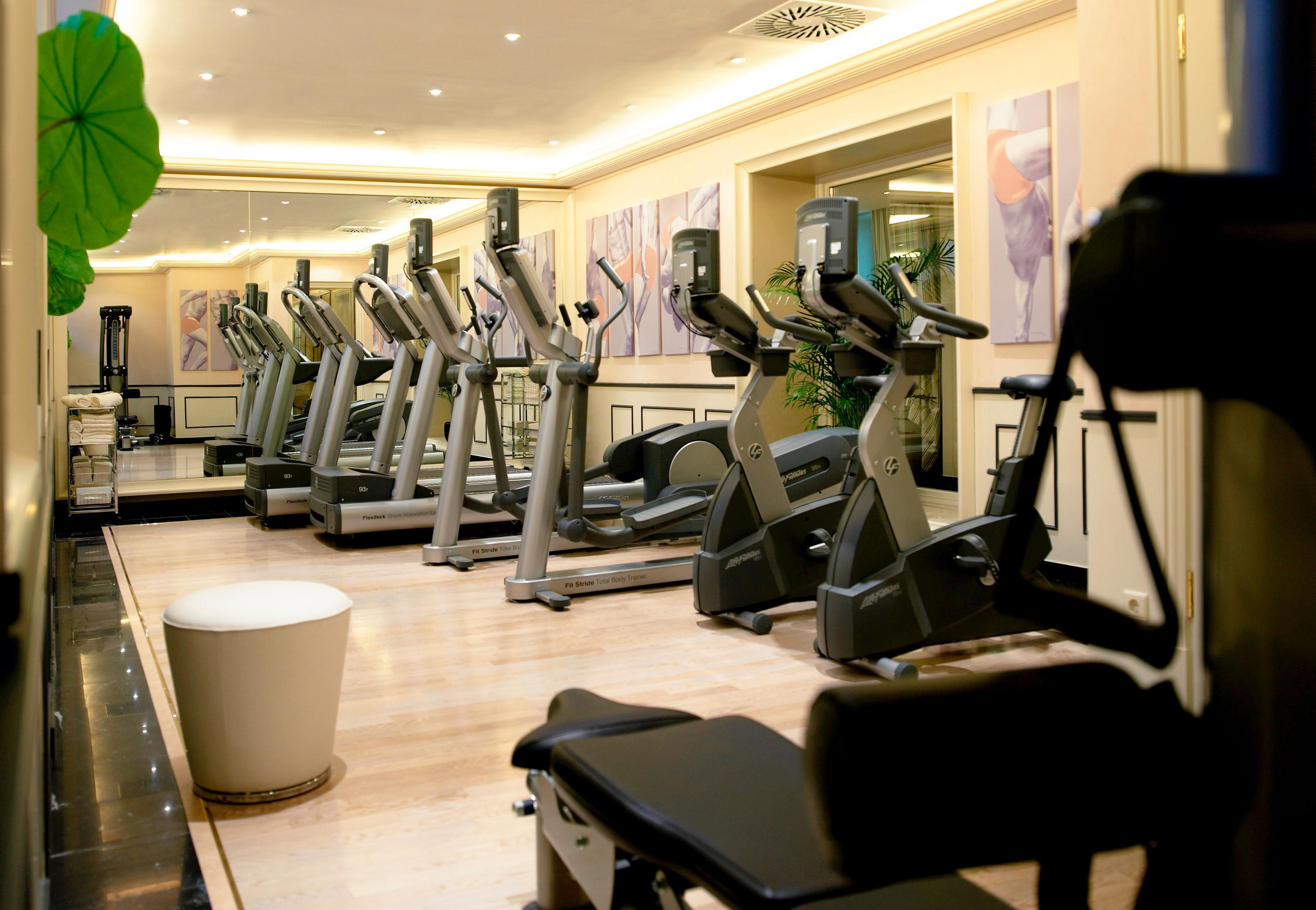 Hotel Sacher Wien Facilități foto The gym at the Mandarin Oriental, Paris
